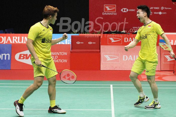 Pasangan ganda putra Indonesia, Marcus Fernaldi Gideon/Kevin Sanjaya Sukamuljo, pada final Indonesia Masters 2018 di Istora Senayan, Jakarta, Minggu (28/1/2018).