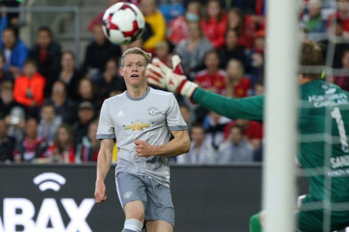 Scott Mctominay saat melawan Valerenga pada(30/7/2017)