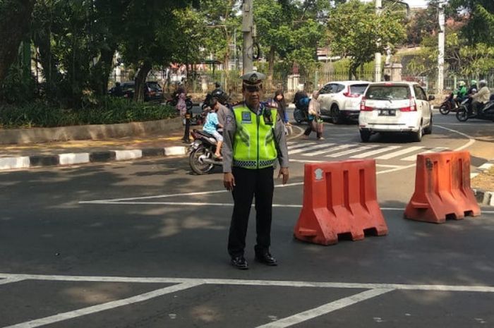 Ilustrasi penutupan jalan Palmerah menyambut closing ceremony Asian Games 2018.