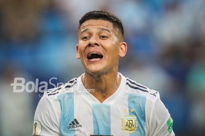 Ekspresi bek Argentina, Marcos Rojo dalam laga Grup D Piala Dunia 2018 kontra Nigeria di Saint Petersburg Stadium, Saint Petersburg, Rusia pada 26 Juni 2018.