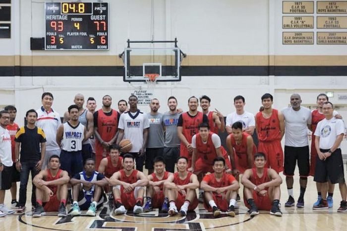 Timnas basket putra Indonesia usai training camp dengan Impact ball di Amerika Serikat