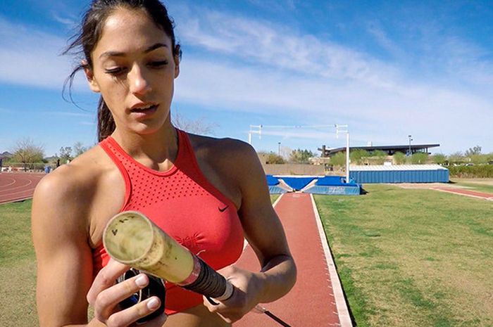 Allison Stokke, atlet lompat galah Amerika Serikat.