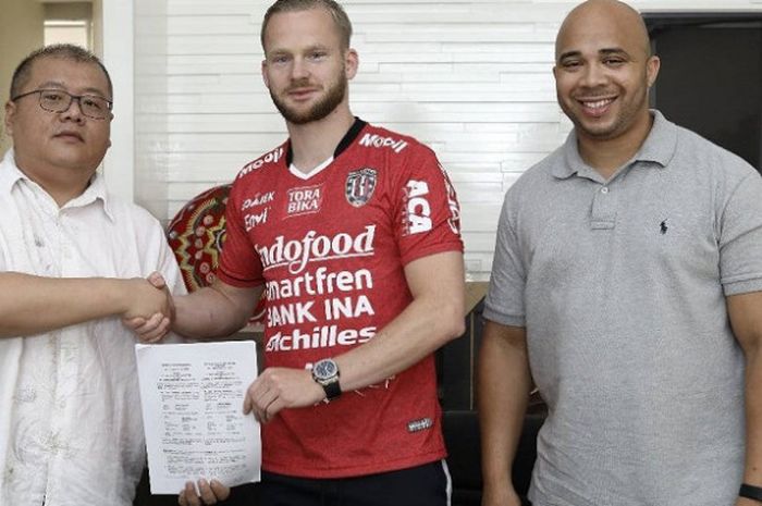 Melvin Platje, pemain asing yang resmi dikontrak Bali United pada 29 Juni 2018.