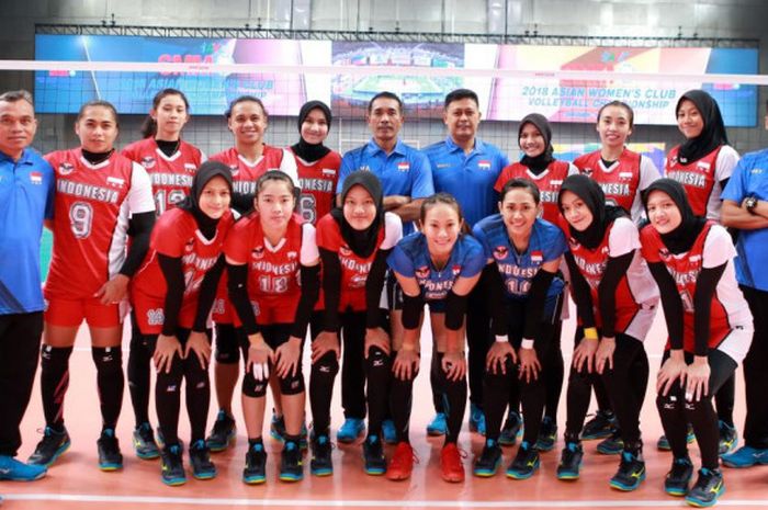 Tim nasional voli putri Indonesia yang menamakan diri Tim Garuda ketika berlaga pada Asian Women's Club Volleyball Championship 2018 di Oskemen, Kazakhstan.