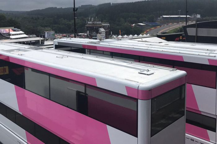 Paddock Force India tampil polos saat mengikuti seri balap GP Belgia di Sirkuit Francorchamps, Jumat (24/8/2018), setelah berganti kepemilikan.