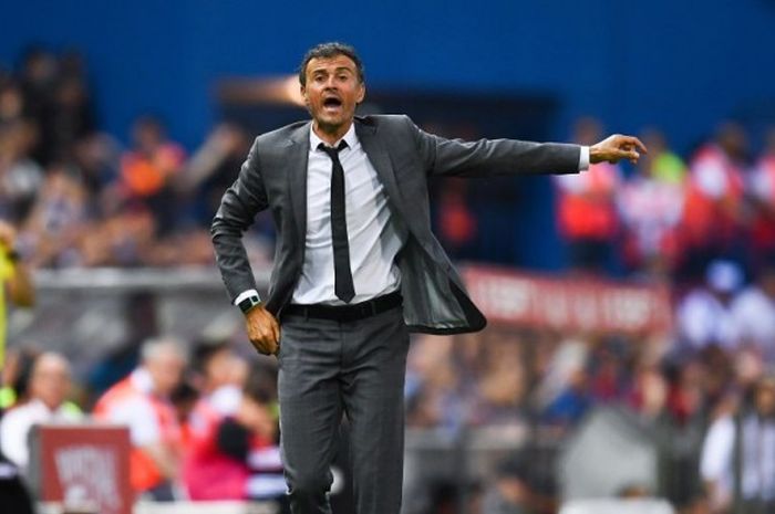 PElatih Barcelona, Luis Enrique, dalam final Copa del Rey kontra Deportivo Alaves di Satdion Vincente Calderon, Sabtu (27/5/2017)