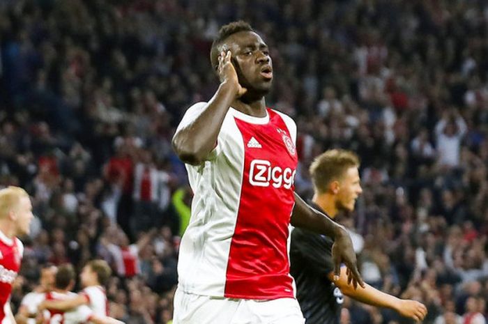 Davinson Sanchez, pemain baru Tottenham Hotspur asal Ajax Amsterdam.