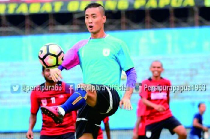 Kiper Persipura Yoo Jae-Hoon