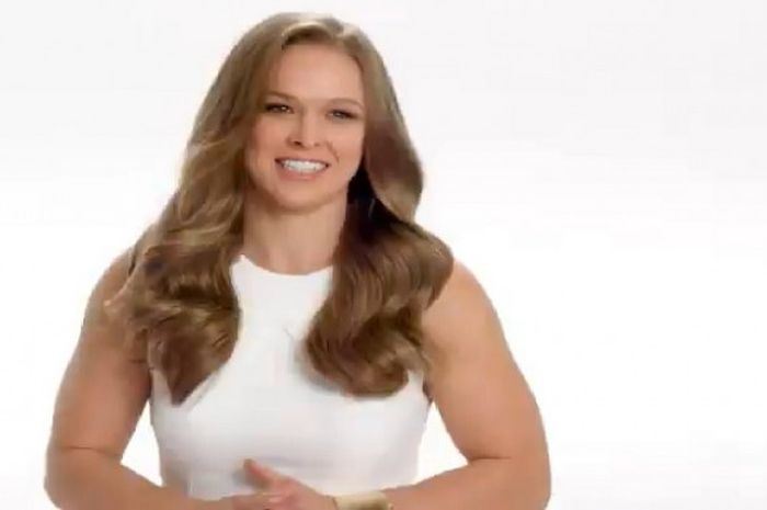 Salah satu petarung wanita UFC, Ronda Rousey.