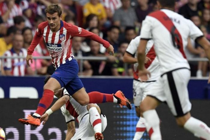  Striker Atletico Madrid, Antoine Griezmann, beraksi dalam partai Liga Spanyol lawan Rayo Vallecano di Stadion Wanda Metropolitano, Madrid, 25 Agustus 2018. 