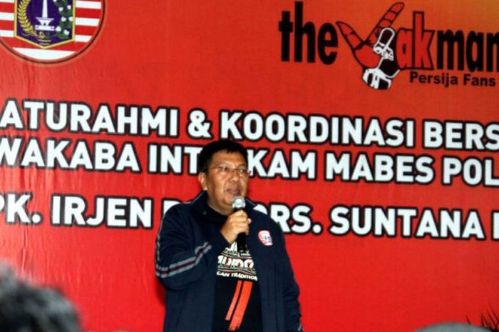 Direktur Utama Persija Jakarta dalam Silaturahmi 7 Koordinasi Bersama Wakaba Intelkam Mabes Polri, Irjen Pol Drs. Suntana, M. Si di Spring Hill, Kemayoran, Jakarta Pusat, Jumat (28/9/2018).