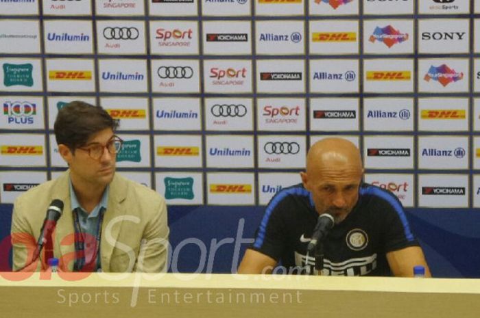 Pelatih Inter Milan, Luciano Spalletti, berbicara kepada media dalam jumpa pers pascalaga International Champions Cup 2017 lawan Chelsea, 29 Juli 2017. BERI BAGJA