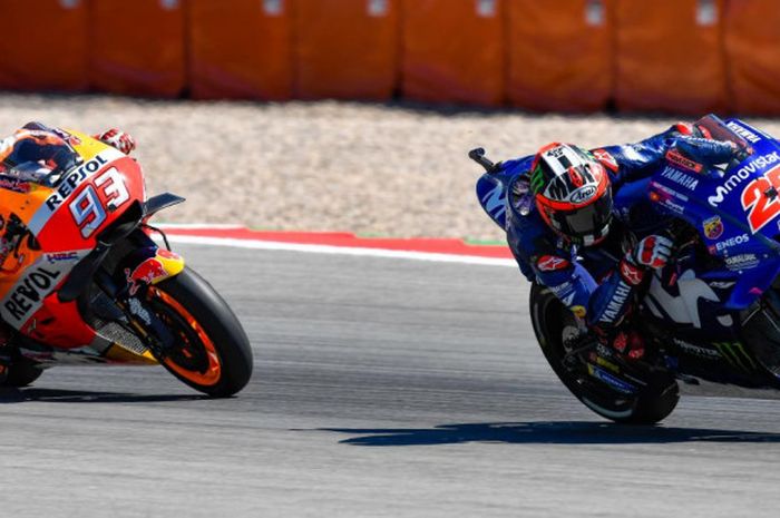 Pebalap Movistar Yamaha, Maverick Vinales (#25) sukses meraih kemenangan perdananya di musim 2018 dengan memenangi seri MotoGP Australia 2018.