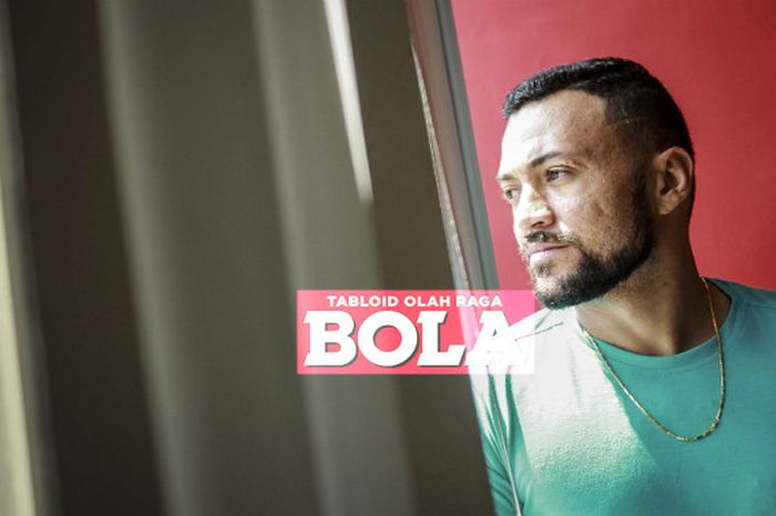 Marcel Sacramento saat berkunjung ke redaksi Tabloid Bola