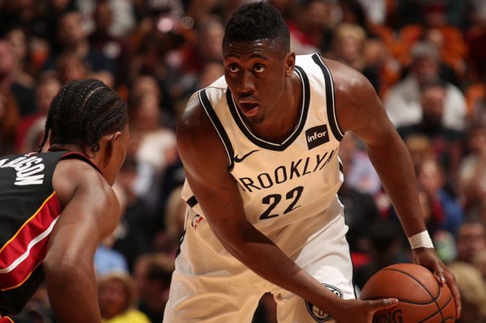 Pebasket guard Brooklyn Nets, Caris LeVert.