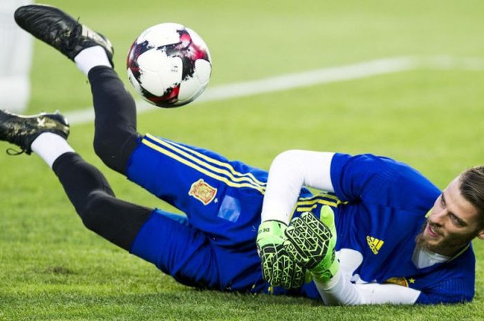  Kiper Spanyol, David de Gea, beraksi di lapangan latihan jelang laga Kualifikasi Piala Dunia 2018 antara Makedonia dan Spanyol di Skopje, Makedonia, 10 Juni 2017. 