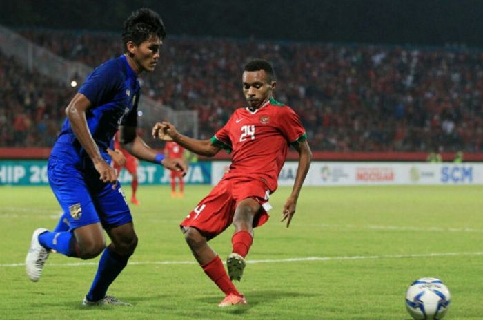 Momen Todd Rivaldo Ferre dalam laga timnas U-19 Indonesia kontra Thailand di Stadion Gelora Delta Sidoarjo, Senin (9/7/2018).