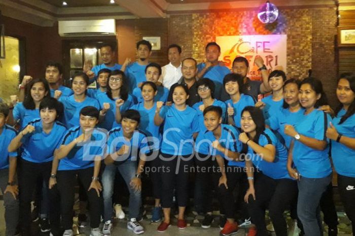 Timnas futsal putri Indonesia resmi dilepas oleh FFI di Safari Cafe, Kebayoran, Jakarta Selatan, Sabtu (28/4/2018)