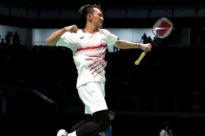 Pebulu tangkis tunggal putra Indonesia, Ihsan Maulana Mustofa, melakukan selebrasi setelah mengalahkan Lee Zii Jia (Malaysia) dengan 21-7, 21-17 pada laga babak kedua SEA Games 2017 yang berlangsung di Axiata Arena, Bukit Jalil, Sabtu (26/8/2017).