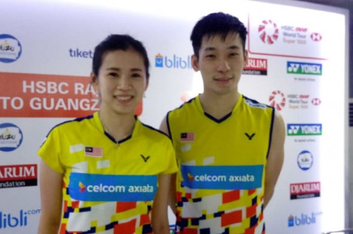 Pasangan ganda campuran Malaysia, Chan Peng Soon/Goh Liu Ying, berpose seusai menjalani sesi konferensi pers laga semifinal turnamen Blibli Indonesia Open 2018 di Istora Senayan, Jakarta, Sabtu (7/7/2018).