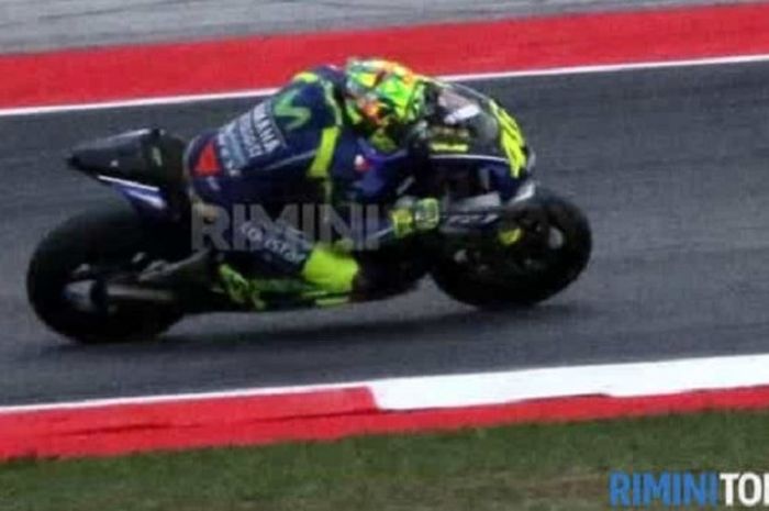 Valentino Rossi melakukan tes tertutup di Sirkuit Misano, San Marino (18/9/2017) pasca cedera patah tulang kaki kanan jelang GP San Marino.