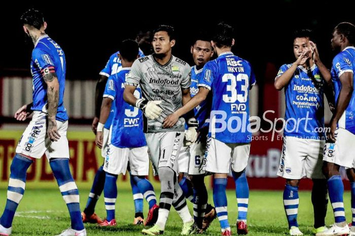    Skuat Persib Bandung pada laga kontra Persija Jakarta di Stadion PTIK, Jakarta, Sabtu (30/6/2018).   