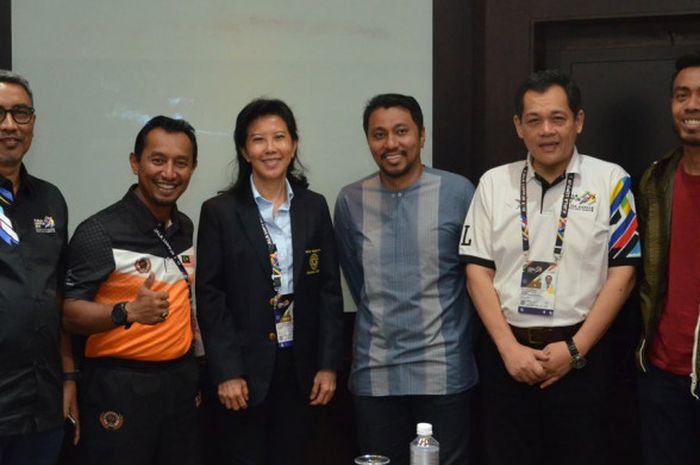  Federasi Sepak Bola Malaysia (FAM)  melakukan rapat dengan Ultras Malaya jelang laga semifinal SEA Games 2017. 