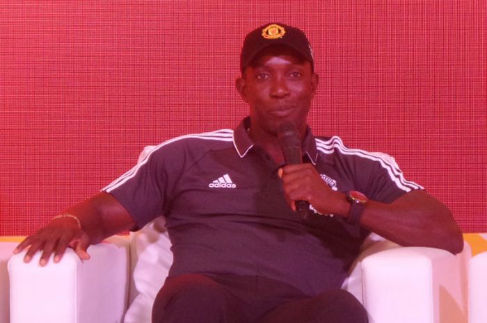 Striker legendaris Manchester United, Dwight Yorke, berbicara dalam acara Danamon Festival di Atrium Mall Kota Kasablanka, Jakarta, pada Jumat (4/8/2017).