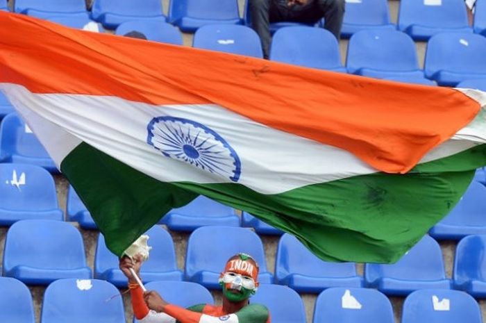 Bendera India dikibarkan di Stadion Kriket Pallekele.