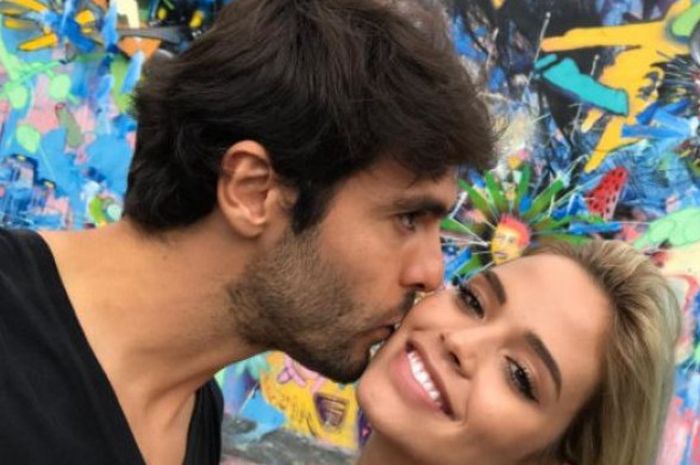 Kaka dan Carolina Dias 