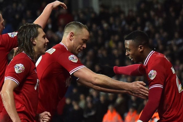 Para pemain Bristol City merayakan gol ke gawang West Bromwich Albion di Piala FA, 1 September 2016.