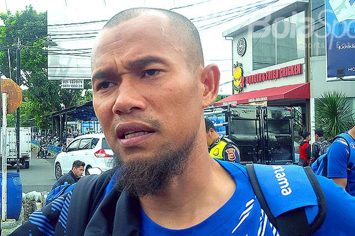 Bek sayap Persib Bandung, Supardi Nasir ditemui di Bandara Husein Sastranegara, Kota Bandung, Senin (2/4/2018).