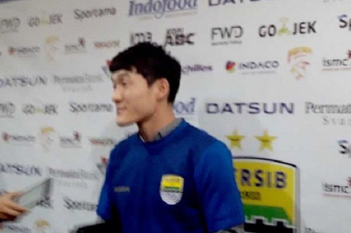 Oh In Kyun di Graha Persib, Jumat (5/1/2018).