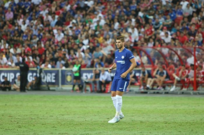 Penyerang anyar Chelsea, Alvaro Morata, saat melakoni debut di pertandingan melawan Bayern Muenchen di ajang International Champions Cup 2017 di Stadion Nasional Singapura, Selasa (25/7/2017) waktu setempat.