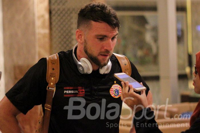  Pemain Persija Jakarta, Marko Simic saat ditemui BolaSport.com di Hotel Aston, Solo pada Minggu (4/2/2018). 