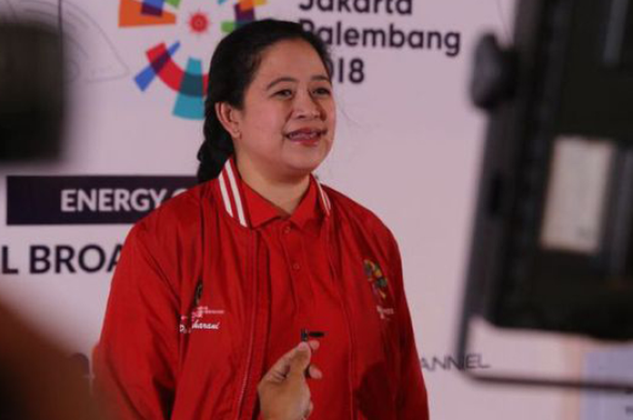 Menteri Koordinator bidang Pembangunan Manusia dan Kebudayaan (PMK) Puan Maharani mengikuti jejak Presiden Joko Widodo membuat jaket kustom bertema Asian Games 2018.