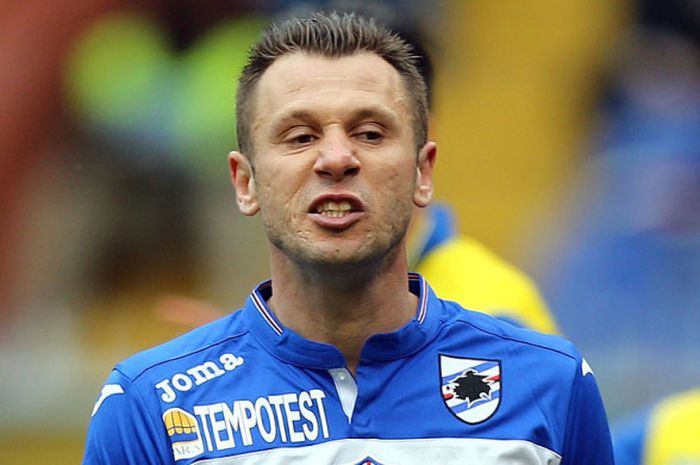 Antonio Cassano tampil untuk Sampdoria pada laga Serie A, melawan Chievo Verona, di Stadion Luigi Ferraris, Genoa, 20 Maret 2016.