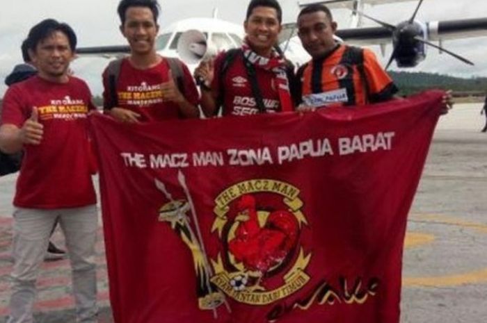 The Maczman Zona Papua Barat Melakukan Away ke Serui