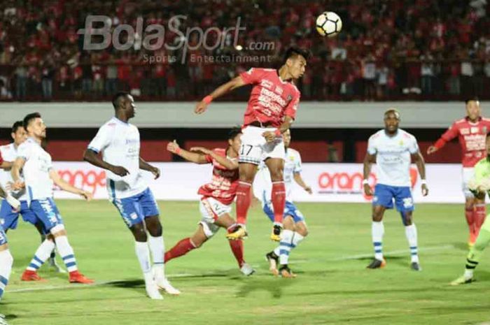 Bali United vs Persib Bandung