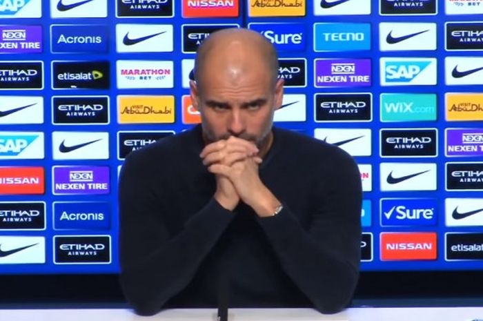 Pelatih Manchester City, Pep Guardiola, dalam konferensi pers pralaga pekan ke-21 Liga Inggris melawan Liverpool pada 3 Januari 2018.