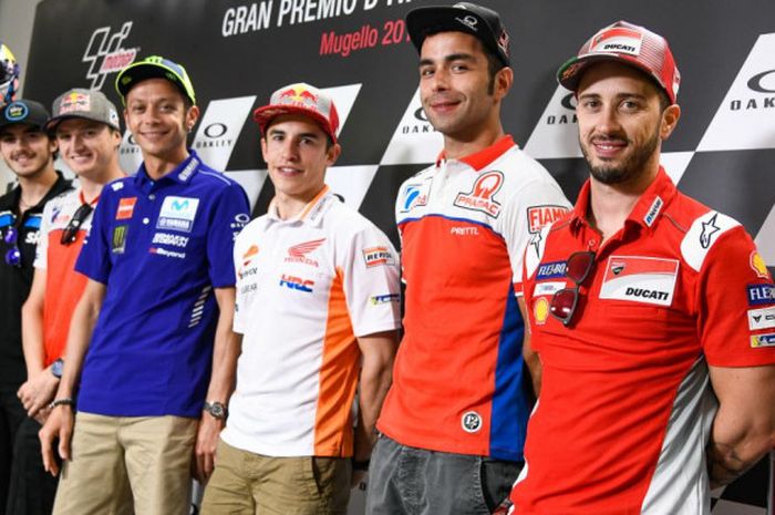 Francesco Bagnaia, Jack Miller, Valentino Rossi, Marc Marquez, Danilo Petrucci, dan Andrea Dovizioso, saat sesi jumpa pers jelang MotoGP Italia, Kamis (31/5/2018).