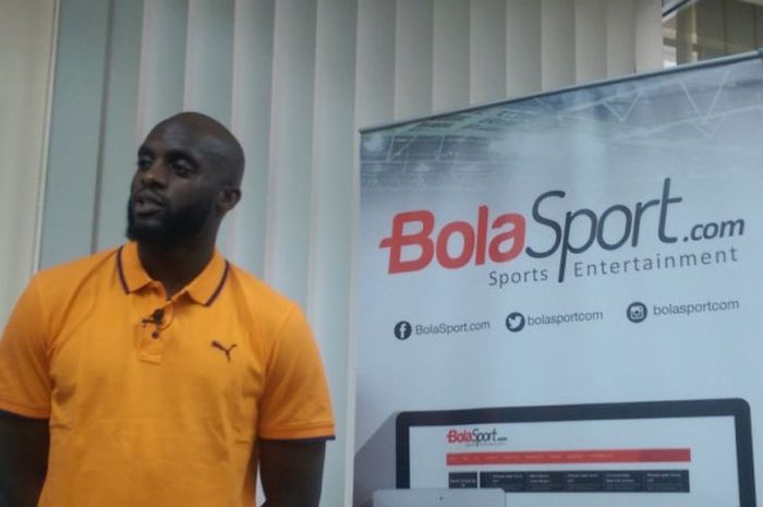 Gelandang Mitra Kukar, Mohamed Sissoko, pada sesi interview dengan BolaSport.com.