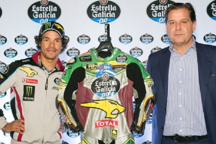 Franco Morbidelli saat memamerkan baju balap miliknya di Sao Paulo (11/7/2017)