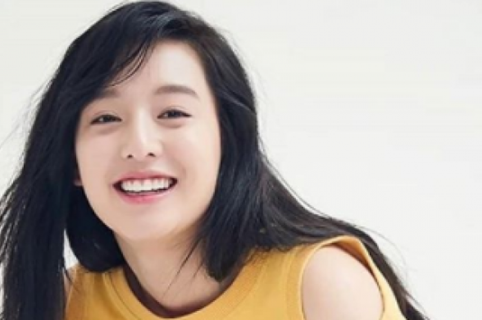 Artis Korea Selatan, Kim Ji Won