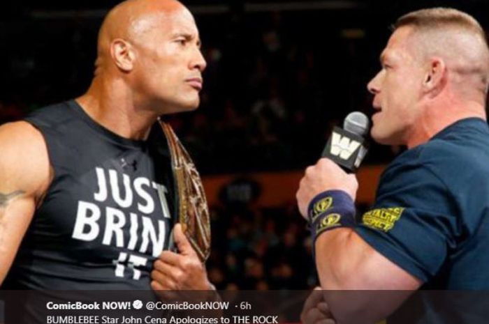 John Cena (kanan) dan The Rock.