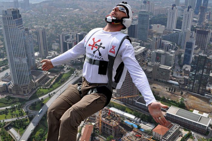 Base Jumping