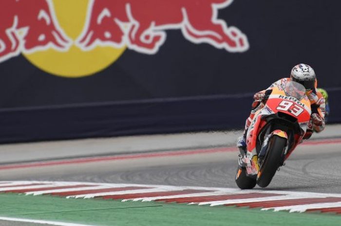 Marc Marquez saat beraksi pada sesi latihan bebas MotoGP Americas, Jumat (20/4/2018). 