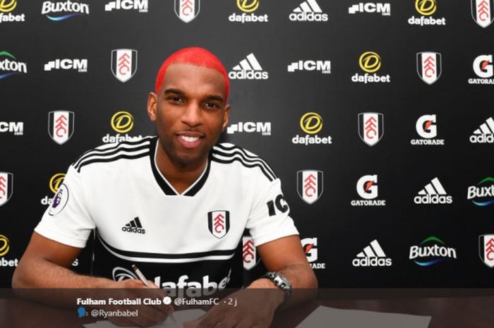 Penyerang baru Fulham FC, Ryan Babel.