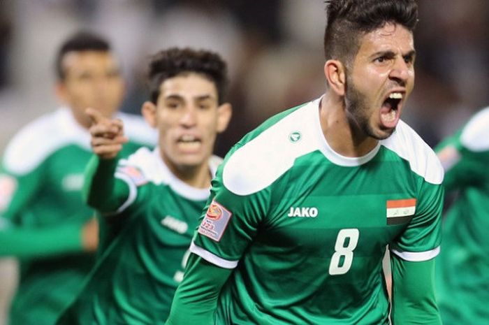 Striker Mohannad Abdul-Raheem Karrar (8) saat membela timnas Irak. 