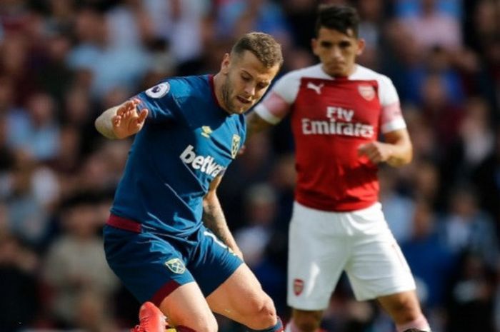 Gelandang West Ham United, Jack Wilshere, melawan bekas timnya Arsenal dalam ajang Liga Inggris Premire League di Stadion Emirates, London, pada 25 Agustus 2018.